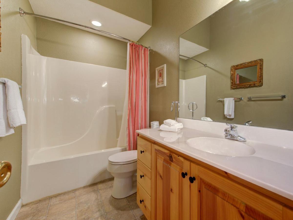 Great Expectations, 3 Bedrooms, Fireplace, Pool Table, Hot Tub, Sleeps 10 Гатлинбург Экстерьер фото